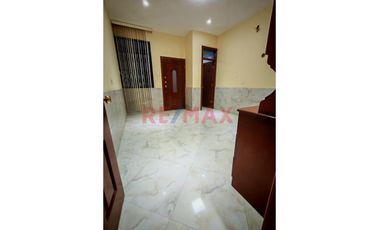 🚨 Casa De Estreno En Av. Loreto – Zona Altamente Comercial