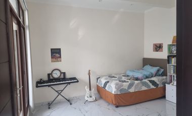 Rumah Pelangi Indah, Kelapa Gading