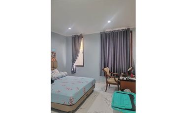 Rumah Pelangi Indah, Kelapa Gading