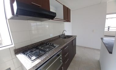 apartamento en arriendo en c.r alameda  piso 4 sin ascensor. Cod A13880
