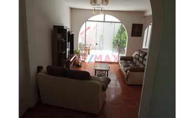 🏡 Venta De Casa En Chorrillos