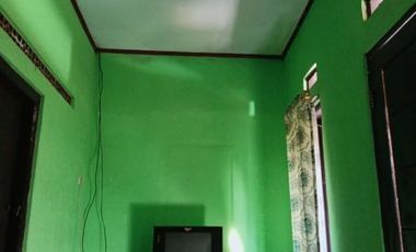 Rumah 2 Lantai & Kontrakan 2 Pintu Di Unyur Serang Banten