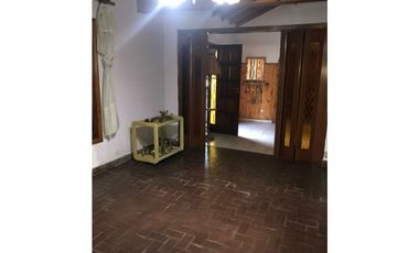 Chalet 4 amb con garage Próximo a Facultad