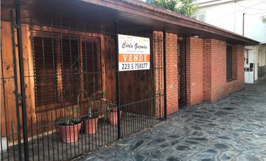 Chalet 4 amb con garage Próximo a Facultad