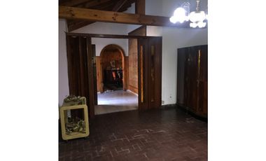 Chalet 4 amb con garage Próximo a Facultad