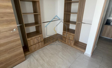 Casa en venta al poniente