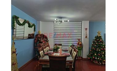 Venta Casa  3 Pisos Incluye Departamento Independiente