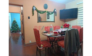 Venta Casa  3 Pisos Incluye Departamento Independiente