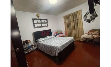 Venta Casa  3 Pisos Incluye Departamento Independiente