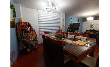 Venta Casa  3 Pisos Incluye Departamento Independiente