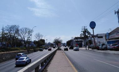 Plaza Comercial en Venta, Carretas