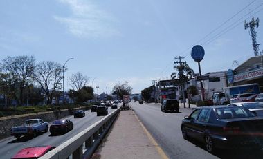 Plaza Comercial en Venta, Carretas