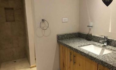 Departamento de venta en Av. Loja – código:18733