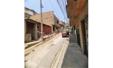 🚨Se Vende Casa-Terreno En San Juan De Lurigancho. Av. Perú, A.H. Proyecto Integral Nuevo San Juan. Las Lomas De Casablanca).