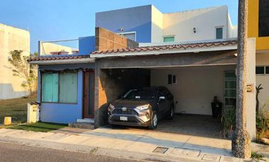 Casa en Venta con Playa Privada, en el Fraccionamiento Lomas del Sol, Veracruz