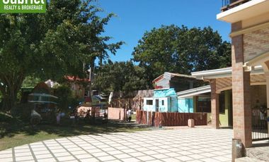 Duplex House for Sale in Lapu Lapu with Swimming Pool