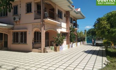 Duplex House for Sale in Lapu Lapu with Swimming Pool