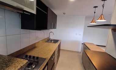 apartamento en arriendo en cumbres. Cod A513226