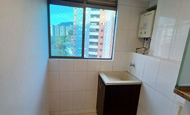 apartamento en arriendo en cumbres. Cod A513226