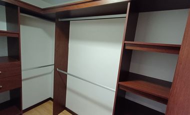 apartamento en arriendo en cumbres. Cod A513226