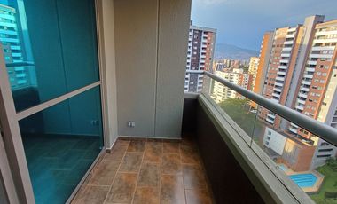 apartamento en arriendo en cumbres. Cod A513226