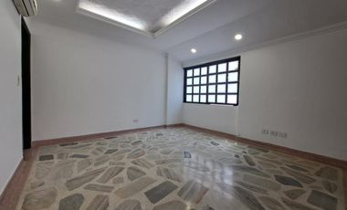casa en venta en quinta oriental. Cod V28014