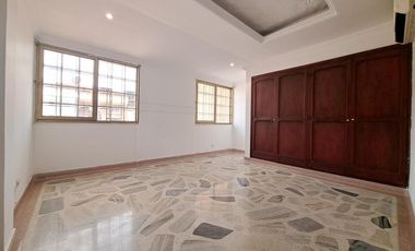 casa en venta en quinta oriental. Cod V28014