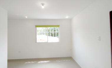 casa en arriendo/venta en el carmen. Cod V26990