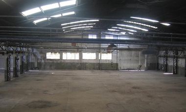 Nave industrial de casi 4000mt2 - Venta - Excelente ubicacion- Lanus Oeste