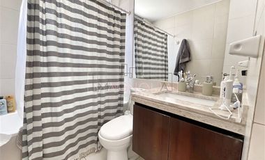 CASA AMPLIADA Y MODERNA EN CHAMISERO, OPORTUNIDAD UNICA