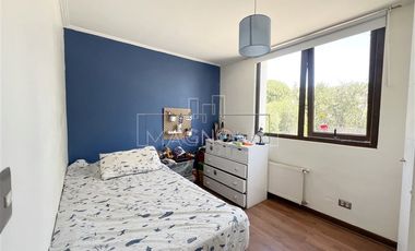 CASA AMPLIADA Y MODERNA EN CHAMISERO, OPORTUNIDAD UNICA