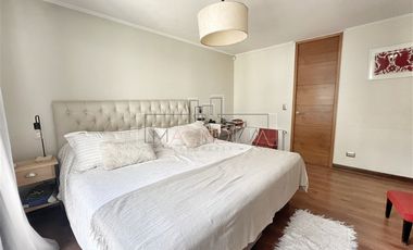 CASA AMPLIADA Y MODERNA EN CHAMISERO, OPORTUNIDAD UNICA