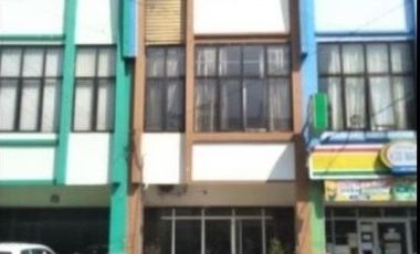 Komersial dijual di Jawa Timur, Gresik