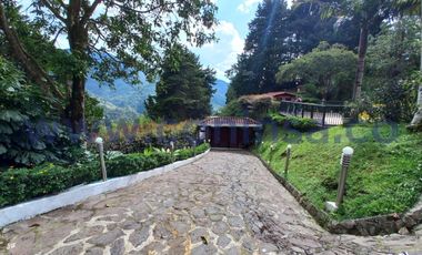Casa en Arriendo en Antioquia, ENVIGADO, EL ESCOBERO