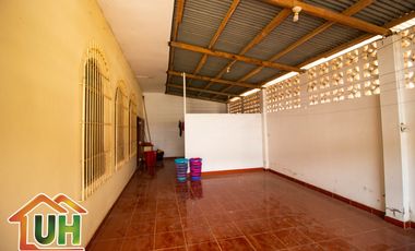 00526 - VENTA CASA YARINACOCHA - AMPLIO TERRENO - AT 1,220 M2