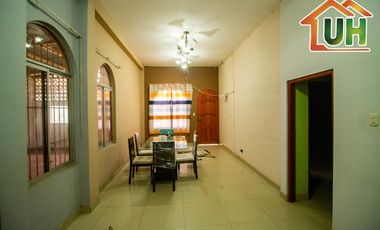 00526 - VENTA CASA YARINACOCHA - AMPLIO TERRENO - AT 1,220 M2