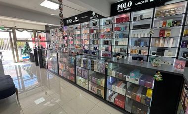 Se vende propiedad comercial sector Gran Via