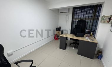 Se vende propiedad comercial sector Gran Via