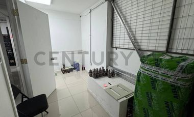 Se vende propiedad comercial sector Gran Via