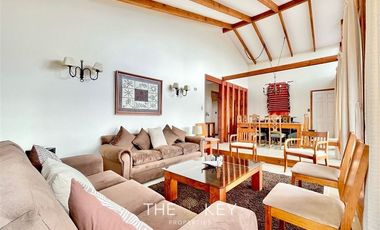 Casa en arriendo de 4 dorm. en Villarrica, Puerto Pucon.