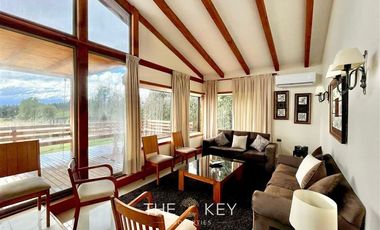 Casa en arriendo de 4 dorm. en Villarrica, Puerto Pucon.