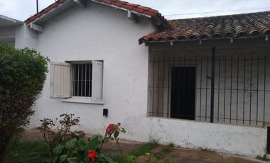 LATORRE PROP VENDE CHALET A REFACCIONAR BARRIO