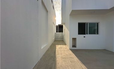 CASAS EN VENTA EN URBANIZACIÓN PRIVADA LA ROMANA SUR DE MANTA