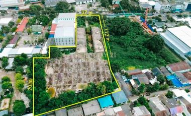 Land for sale! “Prime Location” 6 rai only 500 m. From MRT Sri Udom Station /04-LA-62053