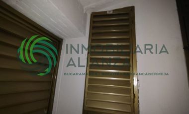 apartamento en arriendo en cabecera del llano. Cod A17249