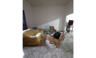 VENTA-CASA + LOCAL COMERCIAL SOBRE LA RUTA- LA GRANJA