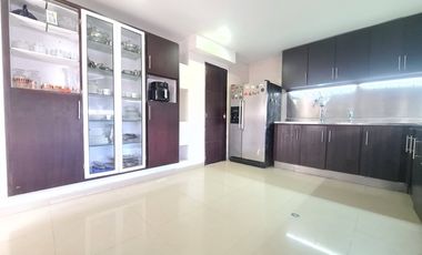 COD. 553 - SE VENDE CASA - BARRIO: LA MARIA