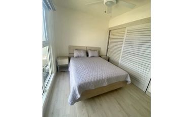 SE VENDE APARTAMENTO AMOBLADO EN PLAYA CARACOL $295,000