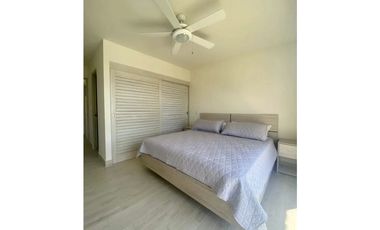 SE VENDE APARTAMENTO AMOBLADO EN PLAYA CARACOL $295,000