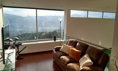 CASA CAMPESTRE CON VISTA ABIERTA A LA CIUDAD, LAS PALMAS, MEDELLIN